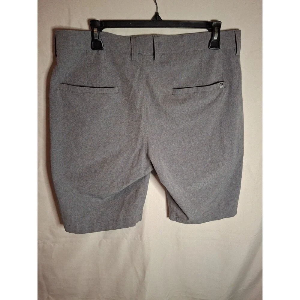 TRAVIS MATHEW Men's Strech Waistband Shorts Ligh Grey Golf Size 32 (1518)